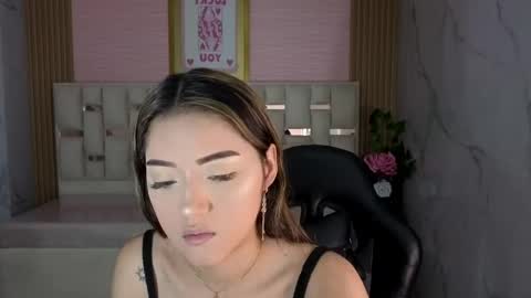 Snapshot of veronicaa_s chatting on 05/28/26, 08:17 veronicaa_s online show from 05/28/26, 08:17