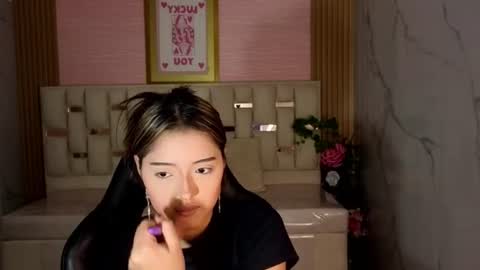 Snapshot of veronicaa_s chatting on 06/18/26, 08:13 veronicaa_s online show from 06/18/26, 08:13