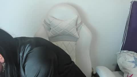 veronicaa_squirt online show from 04/23/26, 04:03