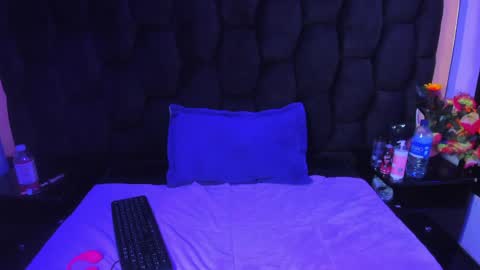 VeronicaCream  online show from 04/01/26, 04:35