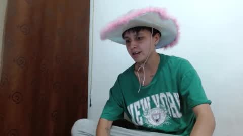 Snapshot of veronicaelite16 chatting on 01/16/25, 03:23 Veronica Clark online show from 01/16/25, 03:23