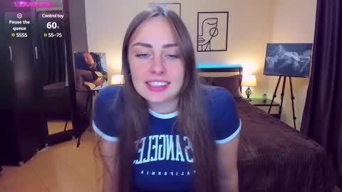 Veronica online show from 12/10/24, 08:51