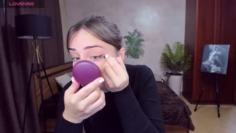 Veronica online show from 09/20/25, 05:08