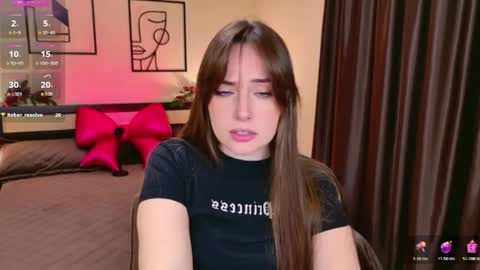 Veronica online show from 04/22/26, 05:10