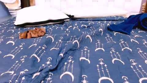 Veronica Robles online show from 03/25/26, 06:58