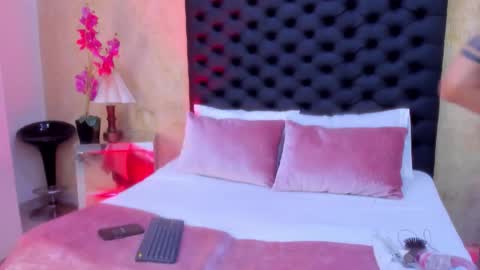 Snapshot of veronikabloom_ chatting on 02/24/26, 09:13 Veronika online show from 02/24/26, 09:13