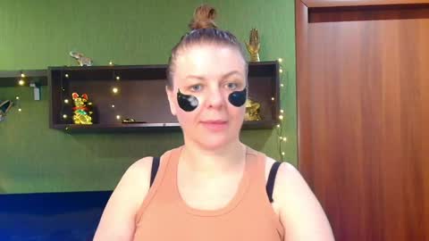 Snapshot of veronikawgold chatting on 05/02/26, 08:47 VeronikawGold online show from 05/02/26, 08:47