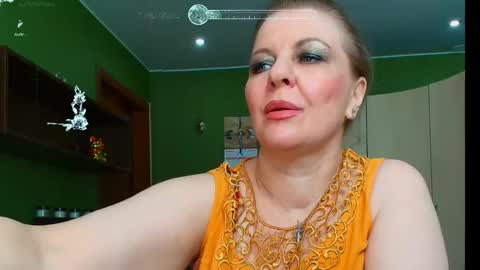 Snapshot of veronikawgold chatting on 06/05/26, 06:52 VeronikawGold online show from 06/05/26, 06:52
