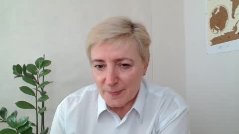 Snapshot of verony_ chatting on 03/09/25, 12:20 verony_ online show from 03/09/25, 12:20