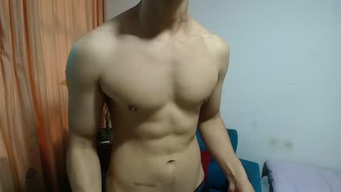 versatileguuy online show from 04/21/26, 10:23