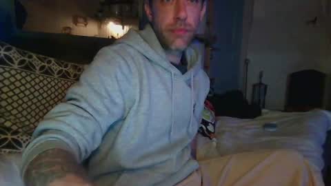 Snapshot of versatilexswede chatting on 05/01/26, 12:48 John online show from 05/01/26, 12:48