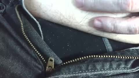 Erik online show from 03/25/26, 08:20