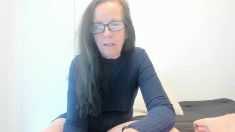 verysassypeachgoddess online show from 05/02/26, 12:10