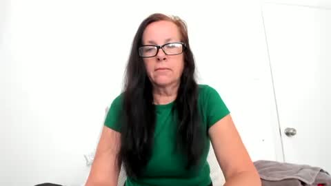 verysassypeachgoddess online show from 05/16/26, 02:38