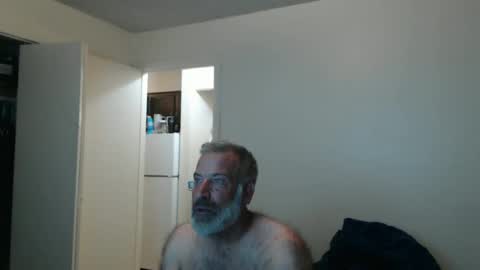 hairy man online show from 11/08/25, 01:06
