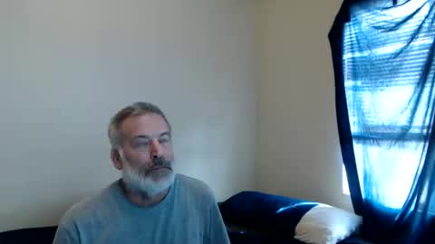 Snapshot of veryveryhairmanindenver chatting on 06/01/26, 12:01 hairy man online show from 06/01/26, 12:01
