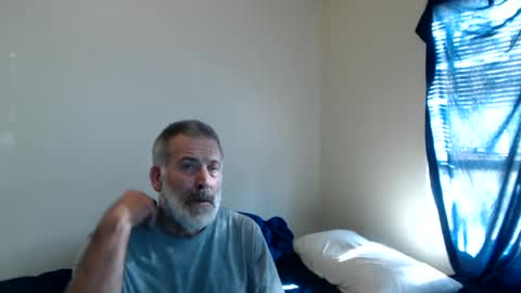 Snapshot of veryveryhairmanindenver chatting on 06/19/26, 12:04 hairy man online show from 06/19/26, 12:04