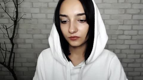 Snapshot of veryveryshygirl chatting on 12/12/24, 02:44 Ana online show from 12/12/24, 02:44