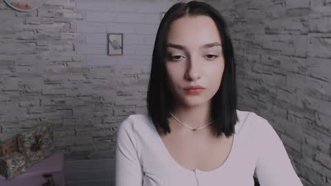 Snapshot of veryveryshygirl chatting on 12/23/24, 03:44 Ana online show from 12/23/24, 03:44