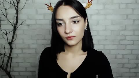 Snapshot of veryveryshygirl chatting on 12/24/24, 01:28 Ana online show from 12/24/24, 01:28
