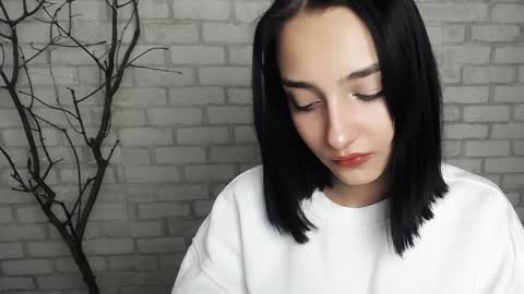 Snapshot of veryveryshygirl chatting on 01/02/25, 01:49 Ana online show from 01/02/25, 01:49