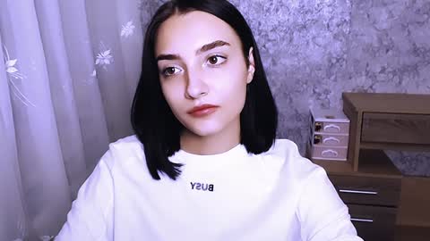 Snapshot of veryveryshygirl chatting on 01/09/25, 02:51 Ana online show from 01/09/25, 02:51