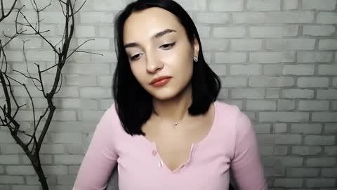 Snapshot of veryveryshygirl chatting on 01/25/25, 04:24 Ana online show from 01/25/25, 04:24
