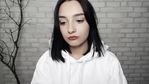 Snapshot of veryveryshygirl chatting on 02/06/25, 08:39 Ana online show from 02/06/25, 08:39