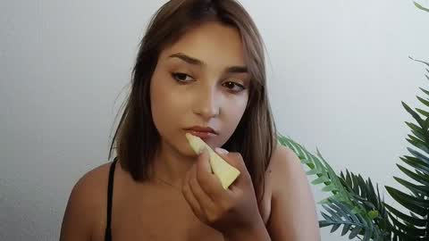 Ana online show from 06/09/26, 11:11