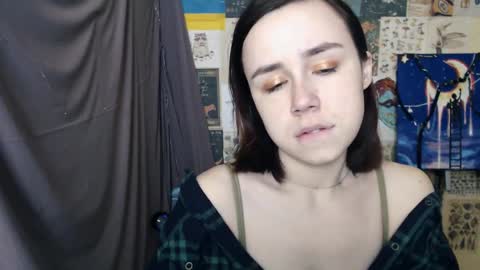 veryveryvery_shy online show from 02/19/25, 06:44