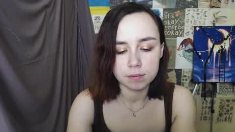 veryveryvery_shy online show from 02/26/25, 09:53