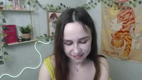 veryveryvery_shy online show from 04/18/26, 05:50