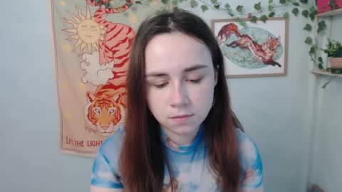 Snapshot of veryveryvery_shy chatting on 05/15/26, 05:36 veryveryvery_shy online show from 05/15/26, 05:36