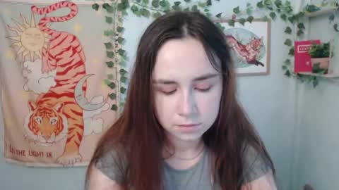 Snapshot of veryveryvery_shy chatting on 07/21/26, 05:54 veryveryvery_shy online show from 07/21/26, 05:54