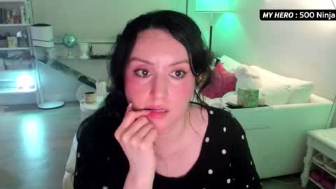 vesafine online show from 10/18/25, 05:10