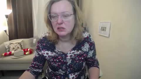 vestawoody online show from 12/14/25, 07:58