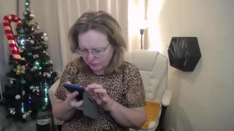 vestawoody online show from 12/22/25, 07:27