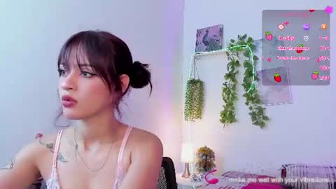 Snapshot of vexa_rosie chatting on 06/27/26, 05:34 hi im vexa online show from 06/27/26, 05:34
