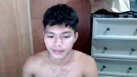 Snapshot of vflashy505 chatting on 10/03/25, 08:44 vflashy505 online show from 10/03/25, 08:44