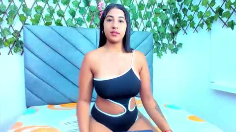 Snapshot of vfridaper chatting on 09/28/25, 11:59 Frida online show from 09/28/25, 11:59