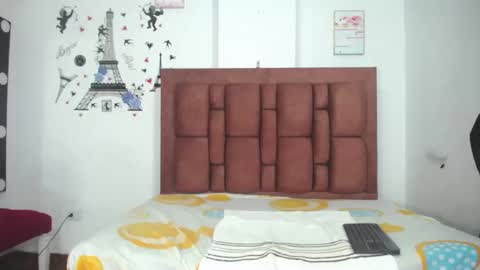 Snapshot of vfridaper chatting on 10/02/25, 07:54 Frida online show from 10/02/25, 07:54