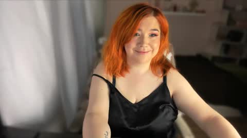 Snapshot of vi__vixen chatting on 05/03/26, 11:27 Vi Vixen online show from 05/03/26, 11:27