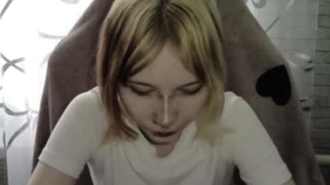 Vinika online show from 04/23/26, 01:24