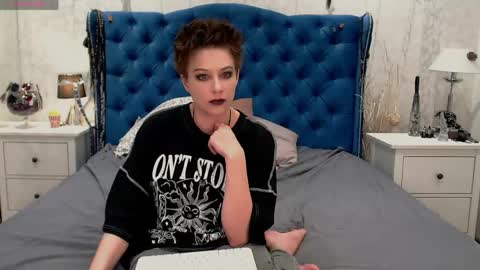 Via online show from 04/12/26, 04:28