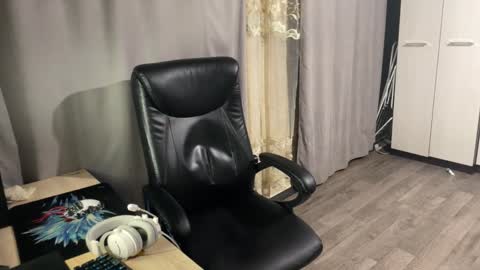 vialeras online show from 10/26/25, 12:55