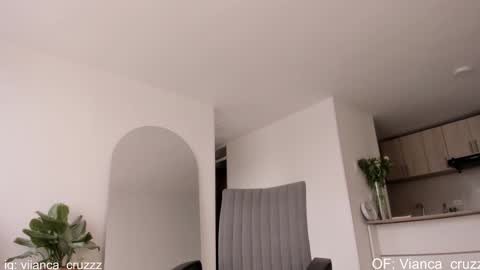 Snapshot of vianca_cruzz chatting on 01/30/25, 06:32 Vianca Cruz online show from 01/30/25, 06:32