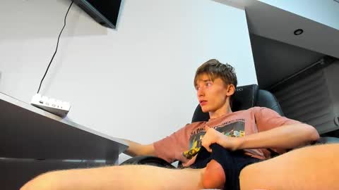 vibemygirl online show from 02/12/25, 01:09