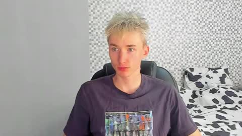 vibemygirl online show from 09/17/25, 10:17