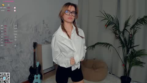 Mikky online show from 12/28/24, 08:15