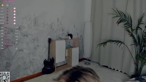 Mikky online show from 01/11/25, 02:20